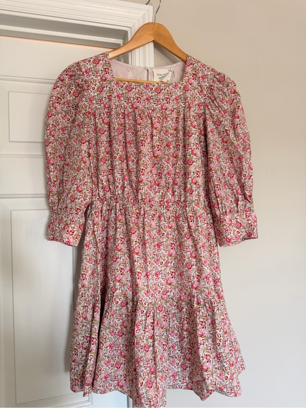 Hyacinth House Maddie Mini Dress in Pink/Red Floral